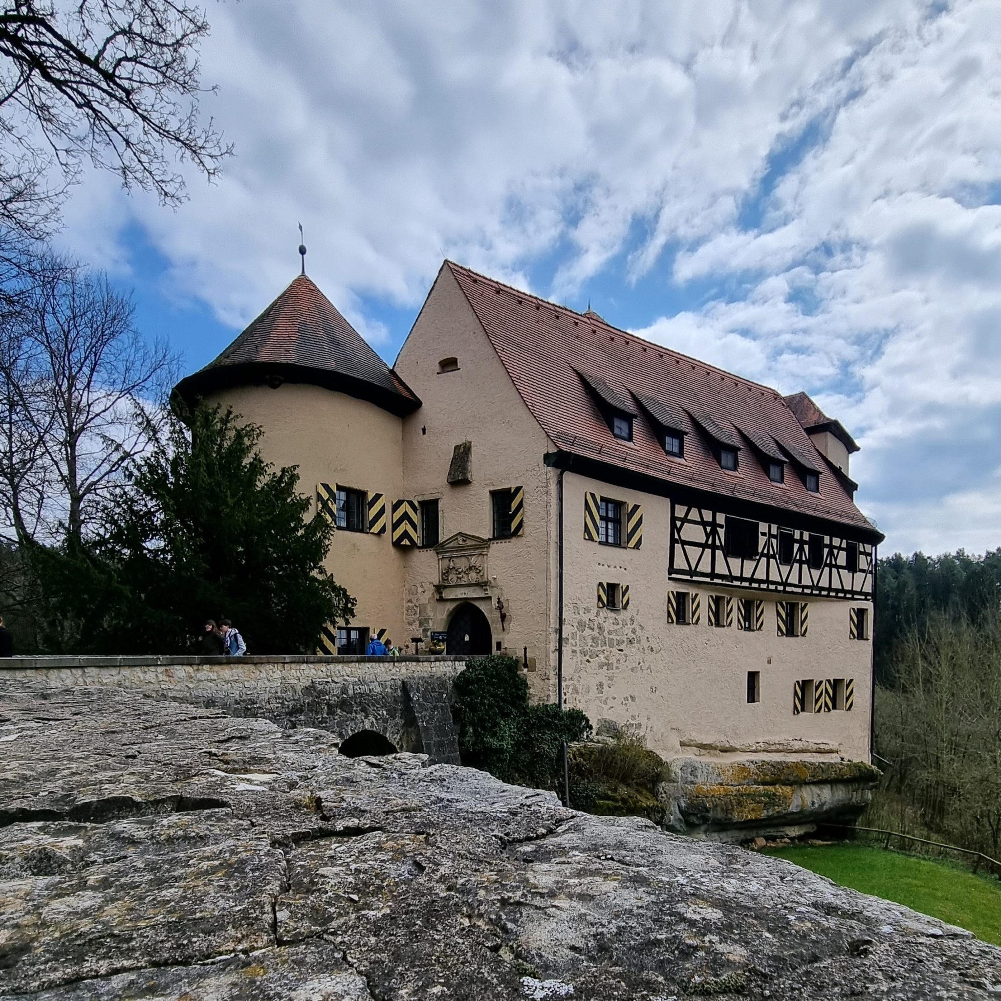 Rabenstein Riedstraße Promenadenweg rund um Burg Rabenstein in der Fränkischen Schweiz ...
