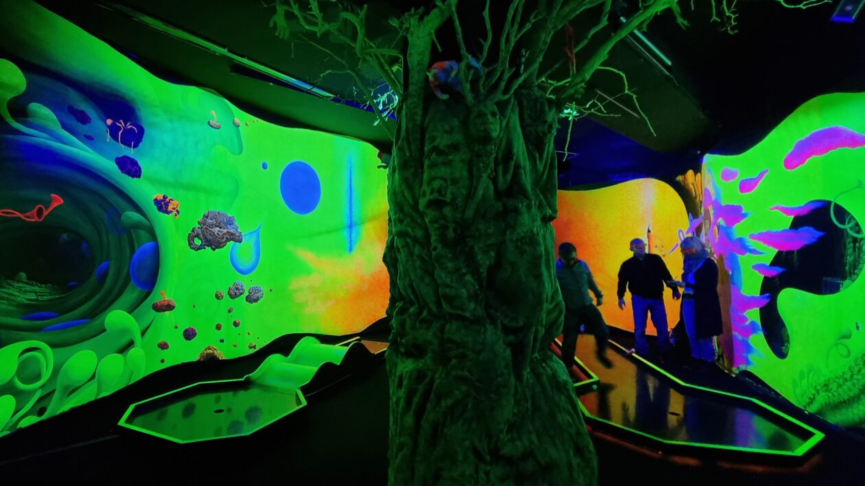 Schwarzlicht Fabrik Nürnberg Minigolf